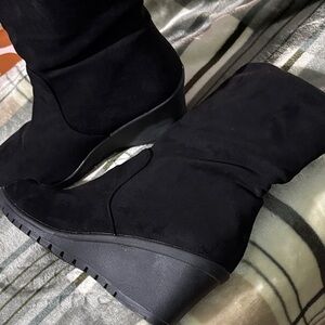 Elegant Black Women's Wedge Boots